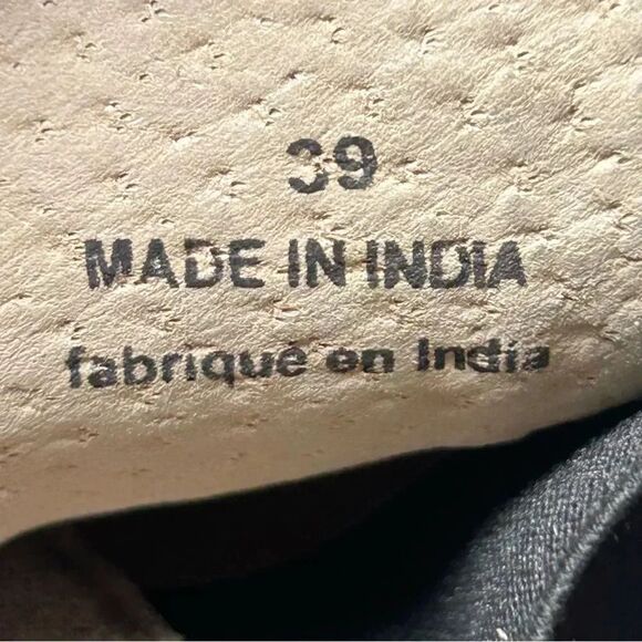 Free People Summit Taupe Suede Ankle Buckle Boots Booties Women’s Size 9 EUR 39 - Picture 9 of 10